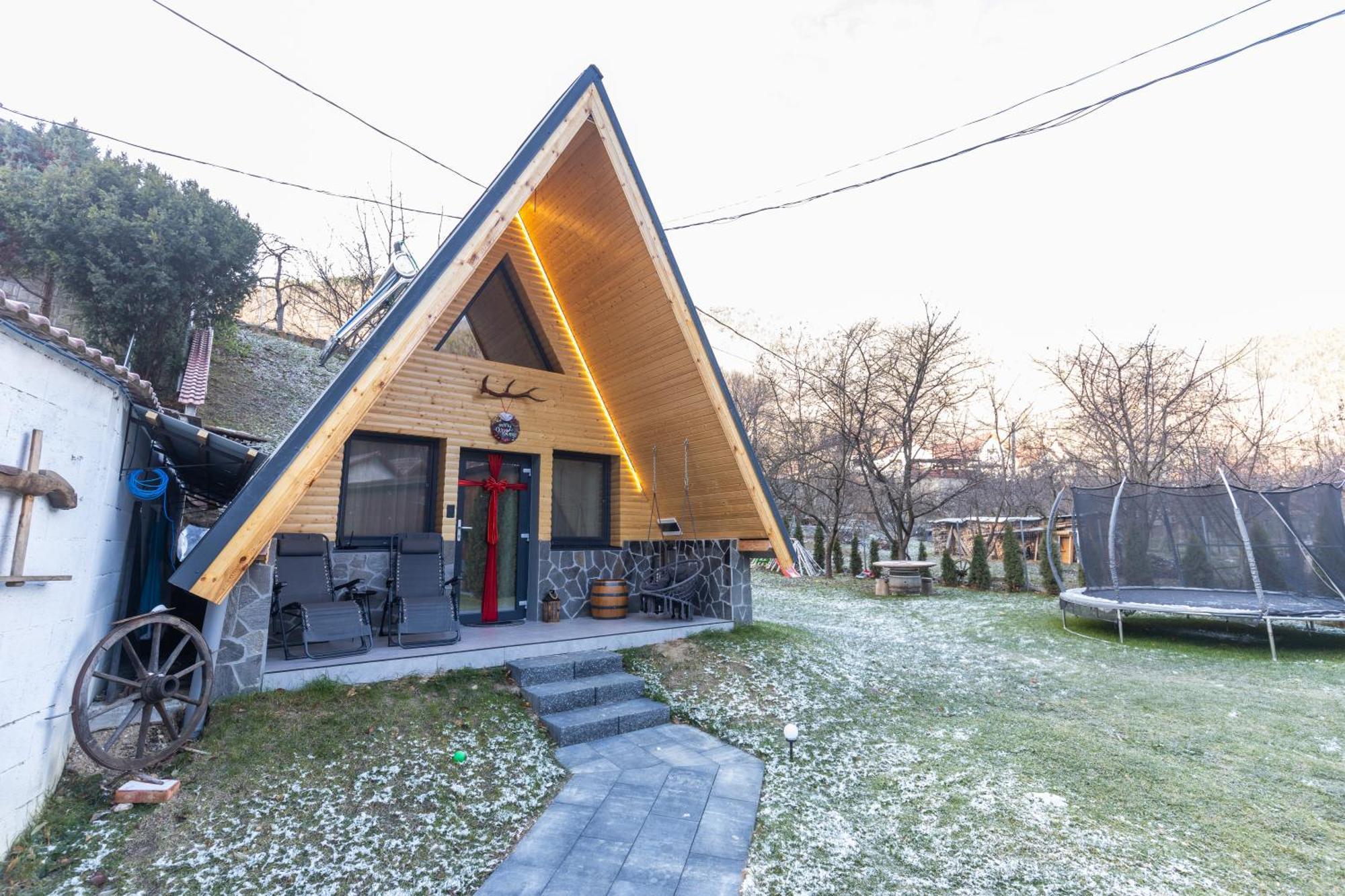 Pensiunea Casa Iulia A-Frame Martinie Extérieur photo